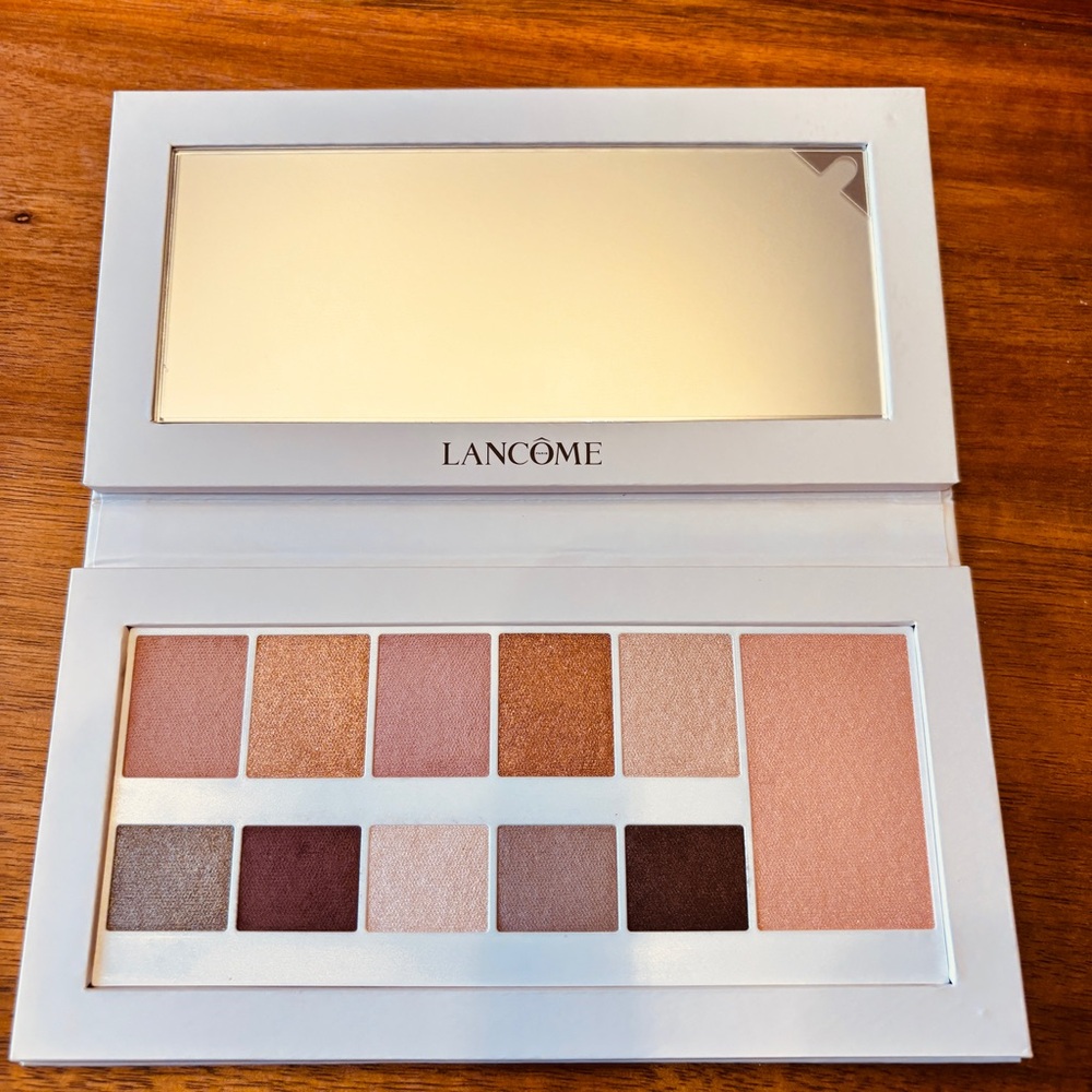 Lancôme Holiday 2023 Limited Edition Eye & Face Palette – New / Unused - Picture 3 of 5